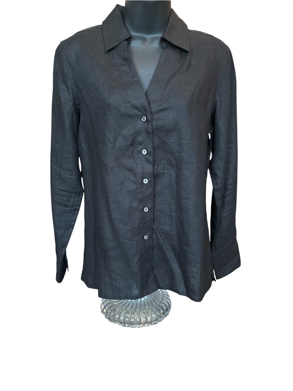 Talbots Petites Pure Irish Linen Black Linen Button-Down Shirt. Size 10P.